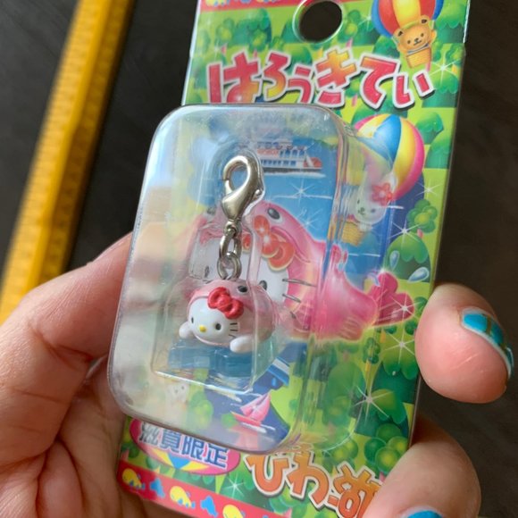 2006 HELLO KITTY FISH CELL CHARM - Picture 6 of 7